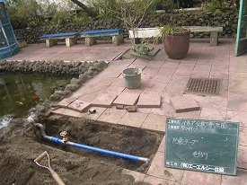 バルブ交換工事　防食テープ巻付